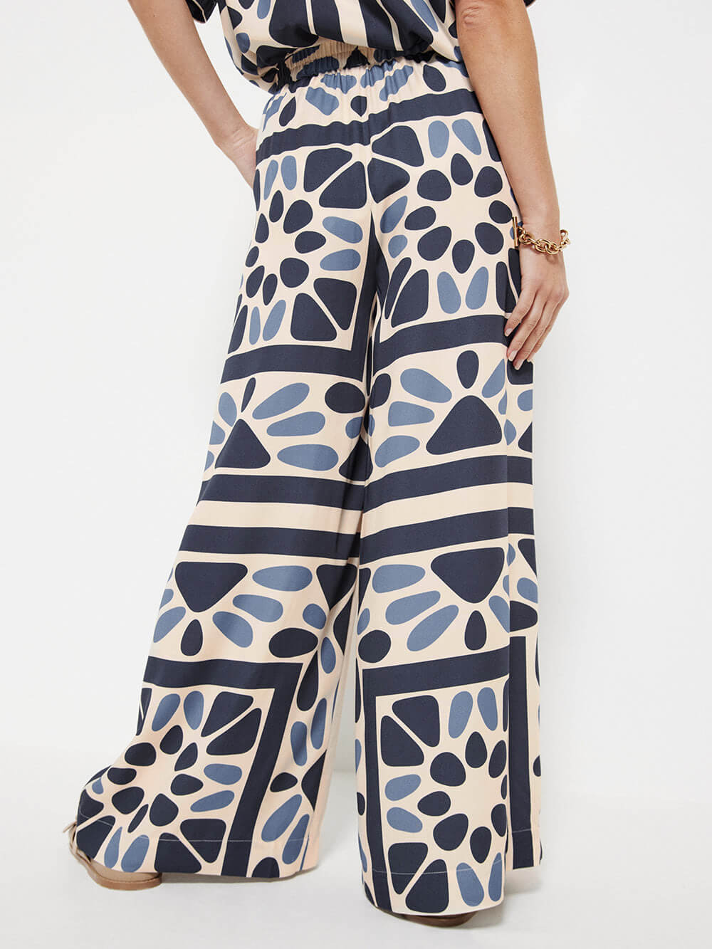 Summer Vacation Style Unique Ethnic Print Loose Waist Elastic Pants-Set